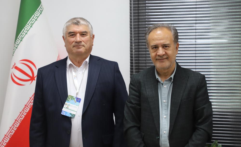 دیدار استاد دانشگاه بخارا با رئیس دانشگاه بین‌المللی امام‌خمینی(ره)